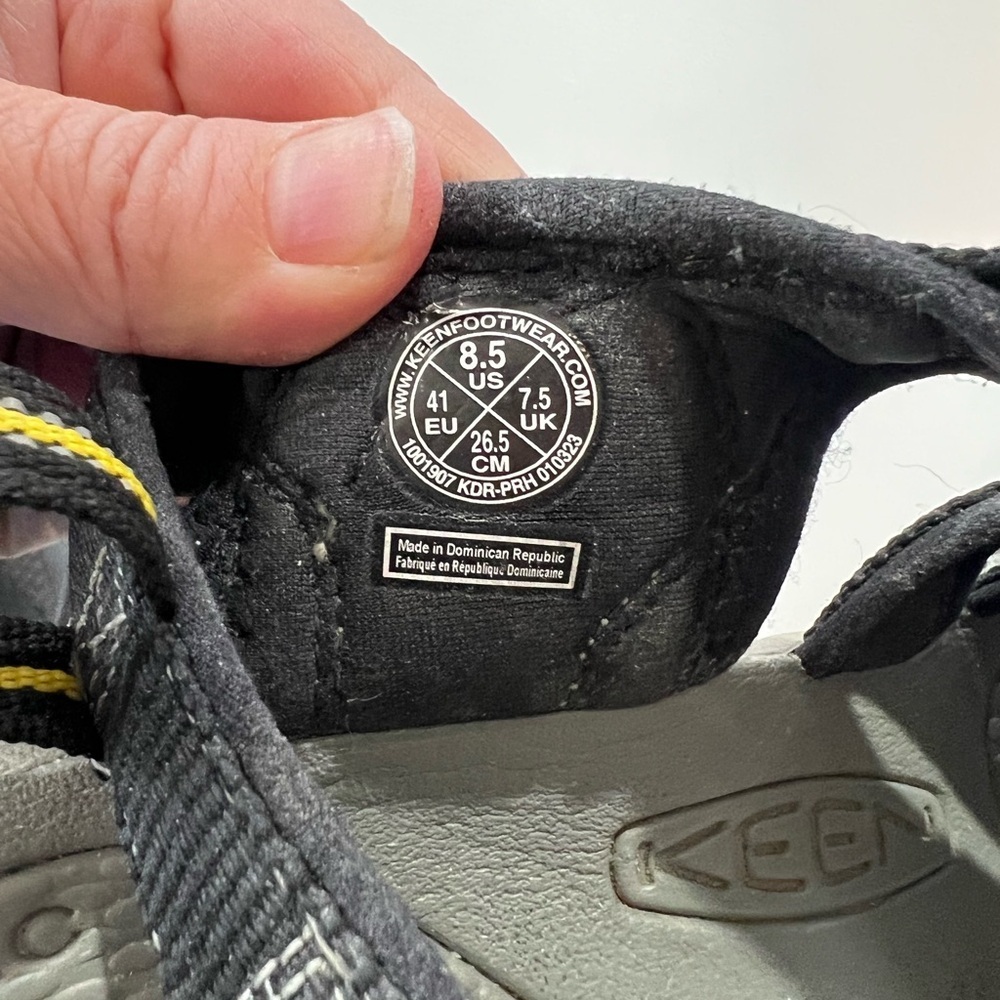 Keen Black and Yellow Outdoor Sandals - Picture 10 of 11